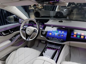 Премьера обновленного Mercedes-Maybach S-Class прошла в России на мероприятии Legacy Motors